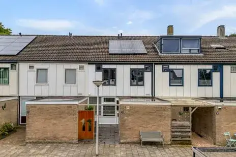 Terraced house for sale: Tapuitlaan 11, Wolfsbos Hoogeveen