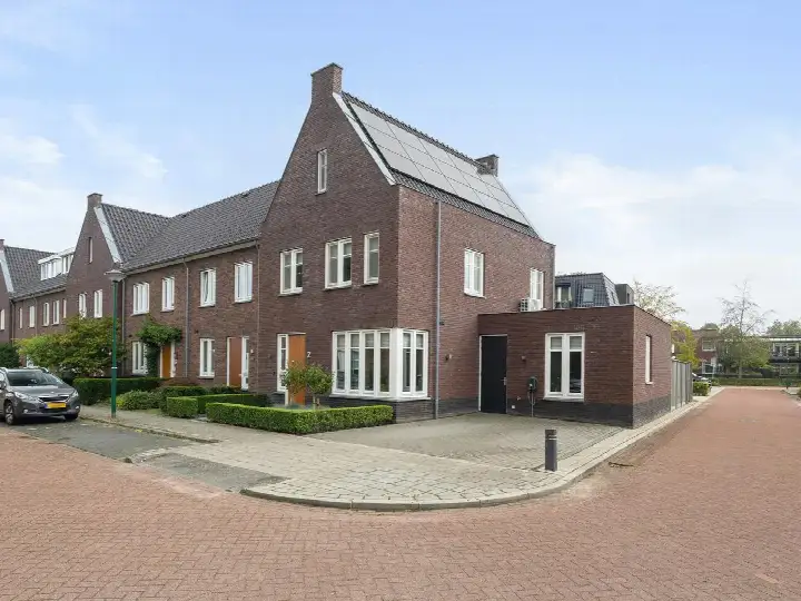 Hoekwoning te koop: Teerlingstraat 2, Hopveld - Muggenhoek Heeswijk-Dinther