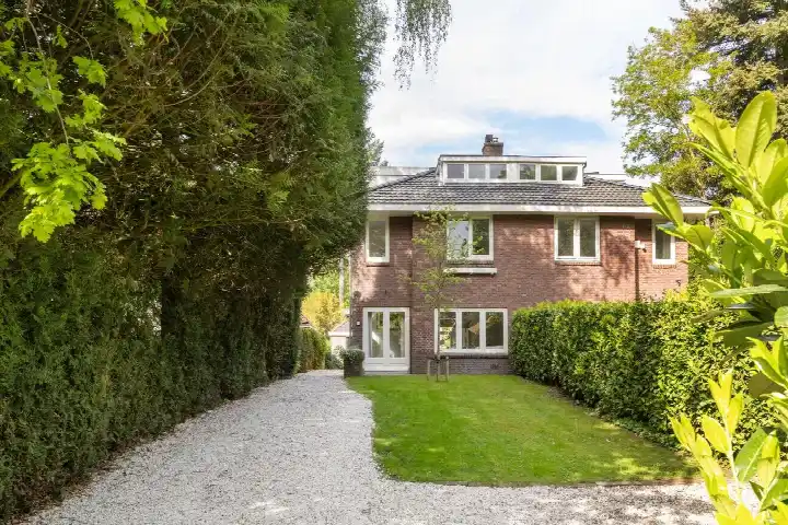 Twee-onder-één-kap te koop: Ten Katelaan 24, Bilthoven Noord I Bilthoven