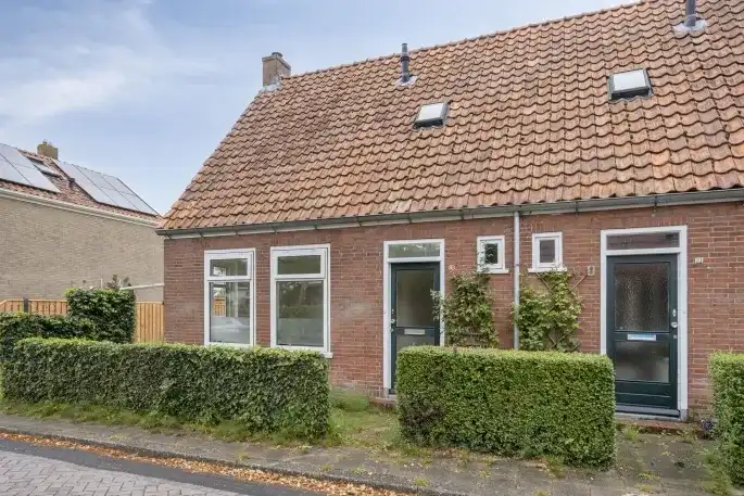 Twee-onder-één-kap te koop: Terp 19, Lekkum Lekkum