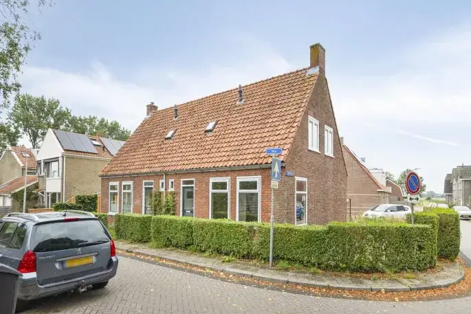 Twee-onder-één-kap te koop: Terp 21, Lekkum Lekkum