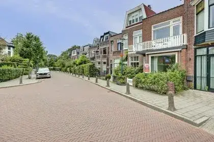 Tussenwoning te koop: Terweeweg 90, Oranje Nassau Oegstgeest