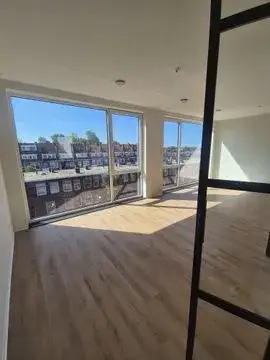 Apartment for rent: Tesselsestraat 67B, Duindorp 'S-Gravenhage