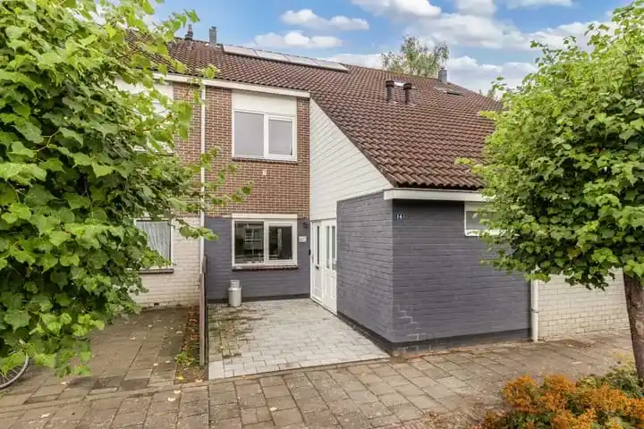 Tussenwoning te koop: Texelstroom 14, Emmeloord-Espelervaart-Espelervaart West Emmeloord