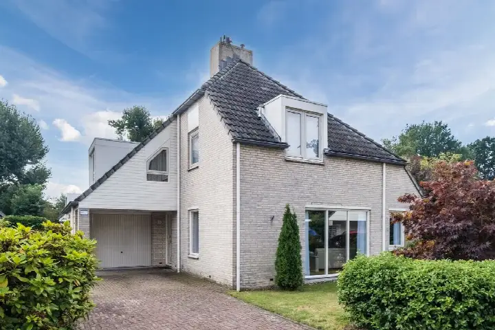 Vrijstaande woning te koop: Thomas Moredreef 16, Puttense Dreef Eindhoven