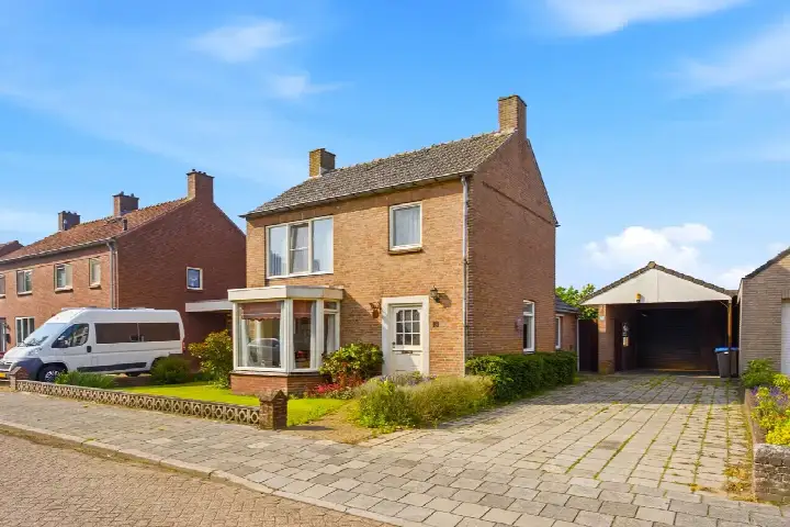 Detached house for sale: Thomasweg 13, Langenboom Langenboom