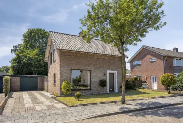 Twee-onder-één-kap te koop: Thomasweg 35, Langenboom Langenboom