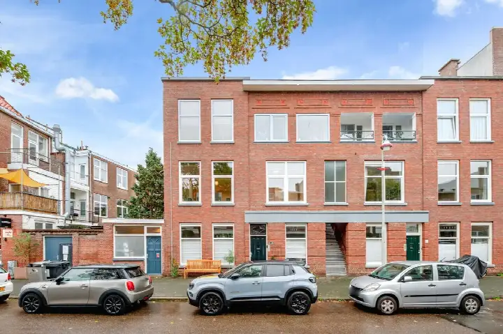Appartement te koop: Thomsonlaan 132, Bloemenbuurt-Oost 'S-Gravenhage