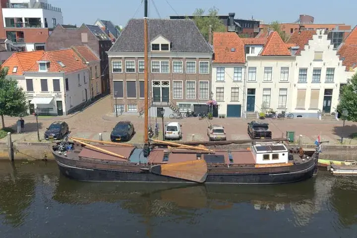 Tussenwoning te koop: Thorbeckegracht 127, Noordereiland Zwolle