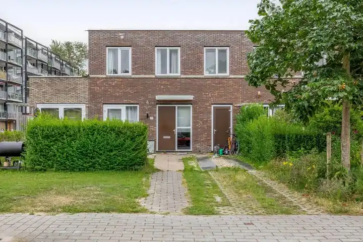 Corner house for sale: Thorbeckelaan 23, Pijnacker Noord Pijnacker