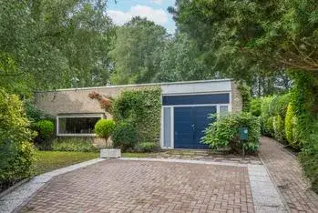 Vrijstaande woning te koop: Thorbeckelaan 25, Coendersborg Groningen