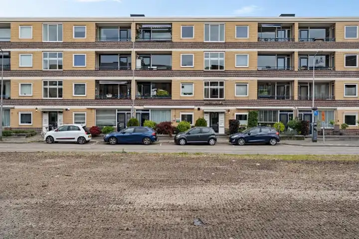 Appartement te koop: Thorbeckestraat 55, Lijsterlaan Alphen Aan Den Rijn