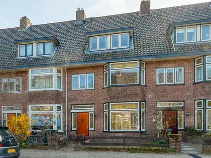 Tussenwoning te koop: Thorbeckestraat 74, Burgemeesterswijk Leiden