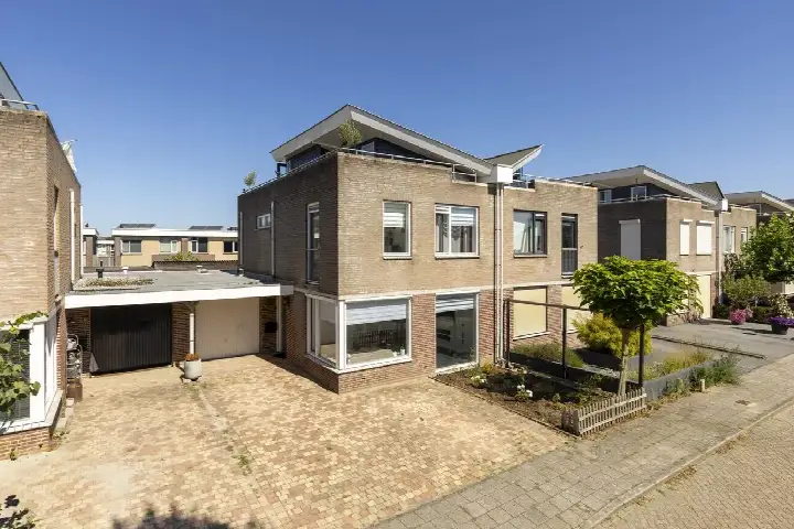 Tussenwoning te koop: Tjasker 12, Passewaaij-Zuid-West Tiel