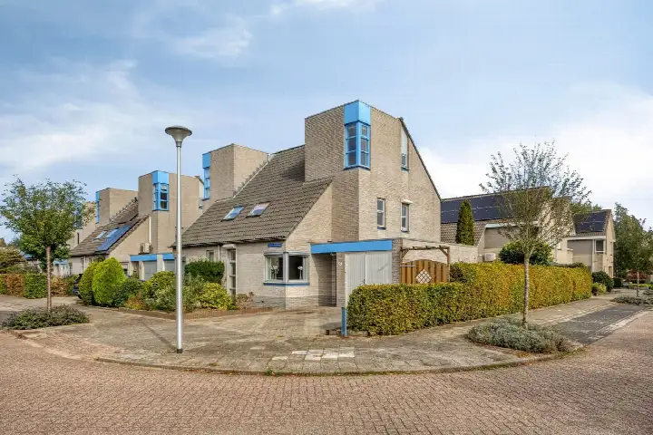 Hoekwoning te koop: Tobias Asserlaan 17, Berkum Zwolle
