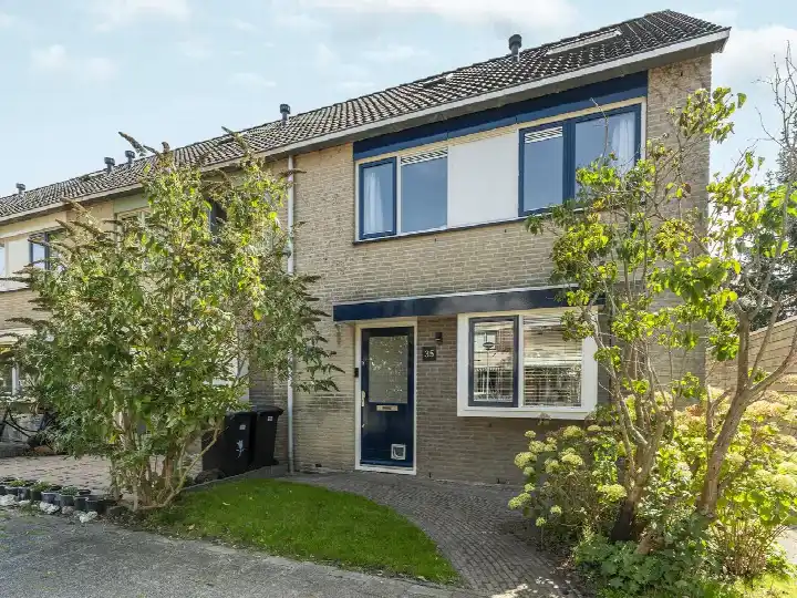 Hoekwoning te koop: Toccatastraat 35, Muziekwijk N.-Noord Almere