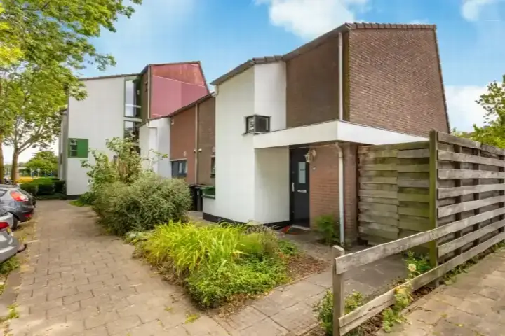 Hoekwoning te koop: Tolheksbos 68, Hoofddorp Overbos Zuid Hoofddorp