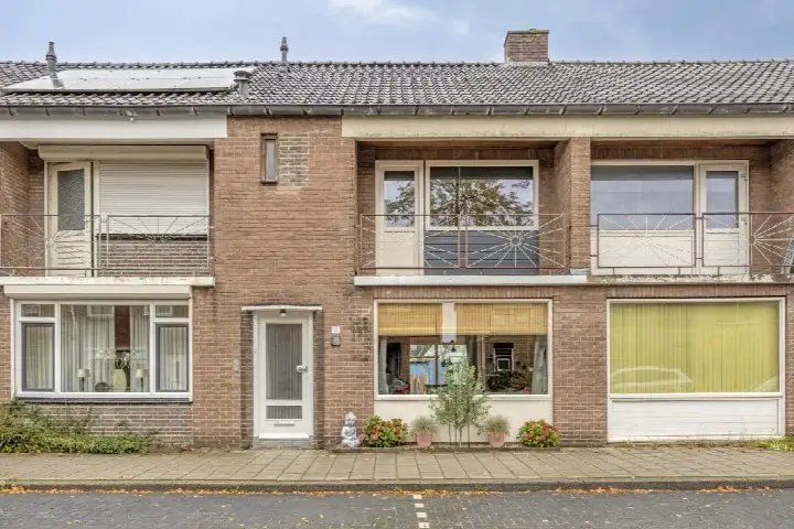 Tussenwoning te koop: Tolstraat 31, Schipholt-Glanermaten Enschede