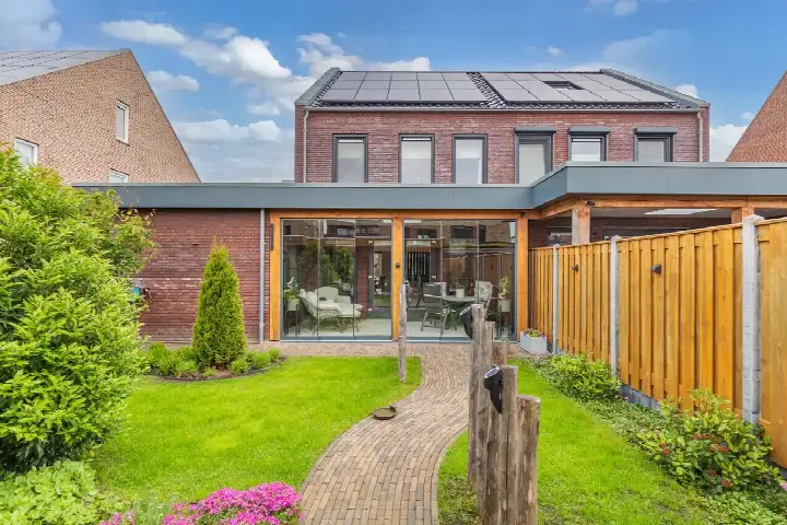 Semi-detached for sale: Toornhage 7, Emmeloord-Emmelhage-Waterwonen/Polderwonen Emmeloord