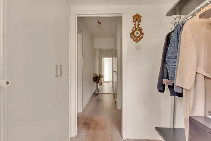 Tussenwoning te koop: Top Naefflaan 4, Heldenbuurt Amstelveen