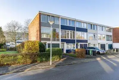 Hoekwoning te koop: Topaasstraat 18, Vinkhuizen-Noord Groningen