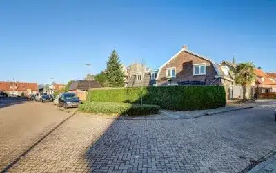 Twee-onder-één-kap te koop: Torenstraat 1, Vlijmen-Dorp Vlijmen