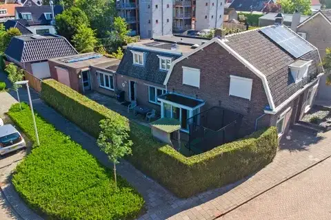 Twee-onder-één-kap te koop: Torenstraat 1, Vlijmen-Dorp Vlijmen