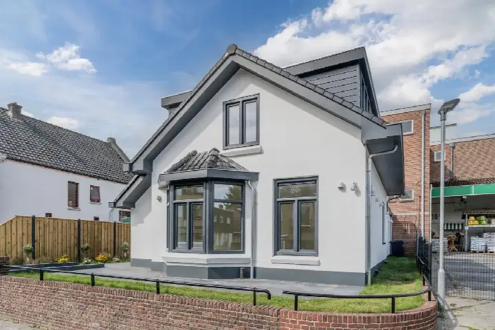 Vrijstaande woning te koop: Torenstraat 18, Soest Midden Soest