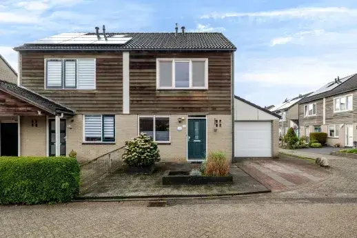 Hoekwoning te koop: Torenvalk 142, Rietlanden Emmen