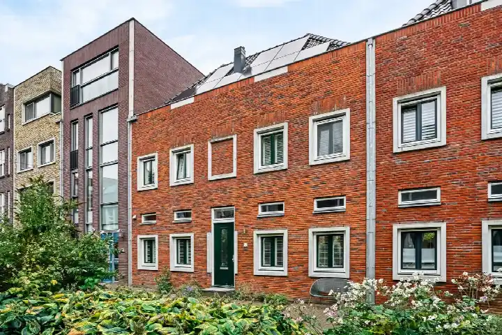 Tussenwoning te koop: Tornemeer 4, Waterrijk Woerden