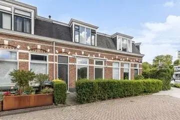 Tussenwoning te koop: Tramstraat 4, Vossepark Leeuwarden