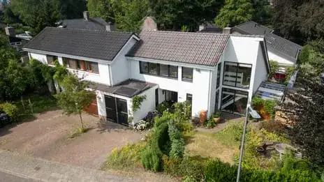 Twee-onder-één-kap te koop: Tramstraat 47, Velp-Noord boven spoorlijn Velp (Ge)