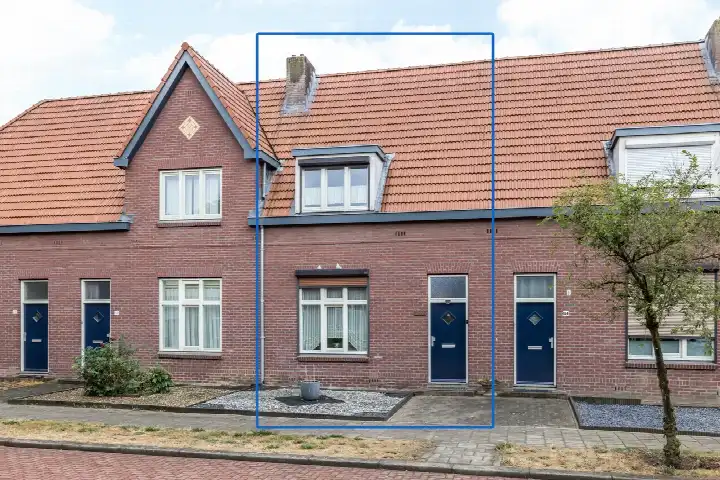 Tussenwoning te koop: Treebeekstraat 166, Treebeek-Zuid Brunssum