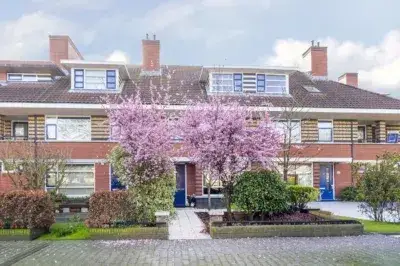 Terraced house for sale: Treslonglaan 122, Parkbuurt oosteinde 'S-Gravenhage