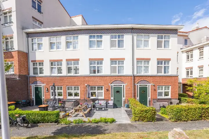 Tussenwoning te koop: Tribunepad 2, Frederiksoord-Noord Rijnsburg