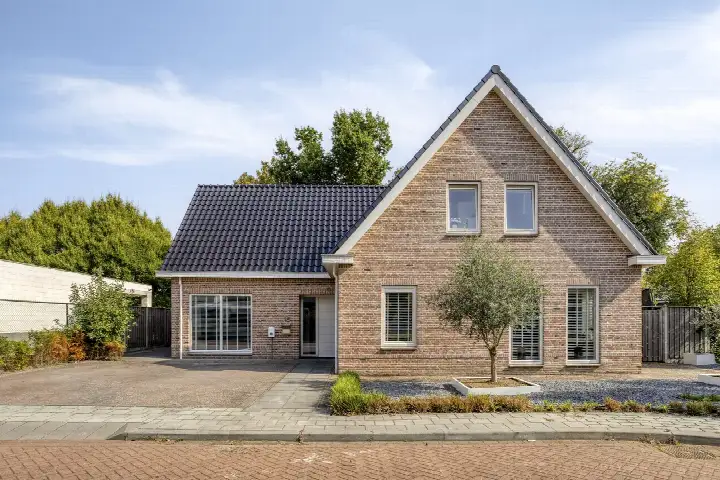 Vrijstaande woning te koop: Tritbach 15, Op de Vos Brunssum