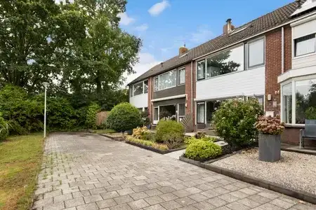 Tussenwoning te koop: Troelstralaan 40, Staatsliedenkwartier Woerden