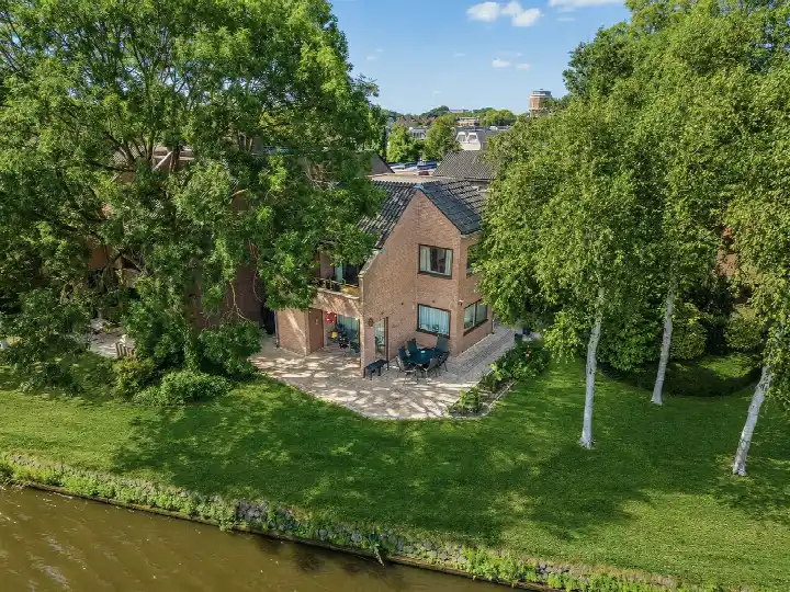 Appartement te koop: Troelstraplein 16, Waardeiland Leiden
