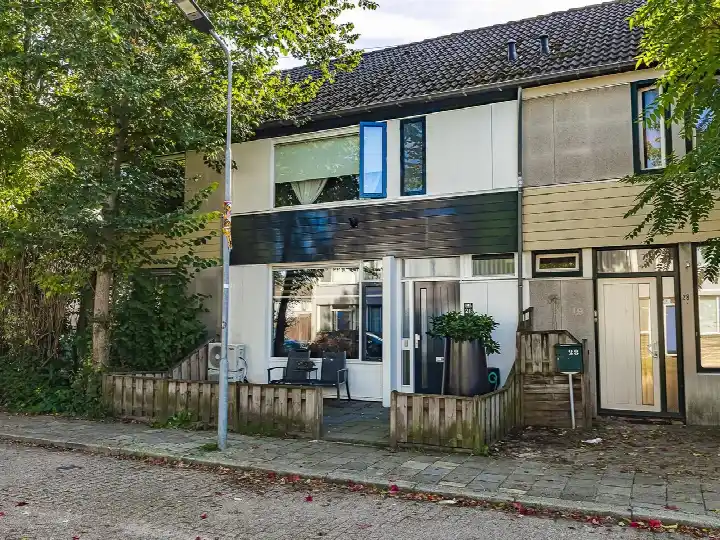 Tussenwoning te koop: Trompet 26, De Muziekinstrumentenbuurt 'S-Hertogenbosch