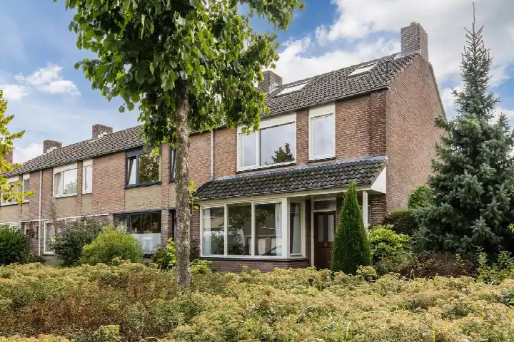 Hoekwoning te koop: Trompstraat 48, Veghel Zuid 2 Veghel