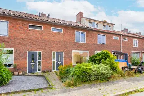 Tussenwoning te koop: Tuinfluiterstraat 5, Zangvogelbuurt Amersfoort