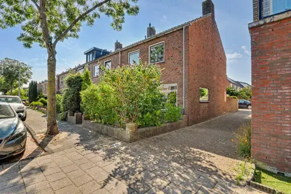 Hoekwoning te koop: Tulpenstraat 51, Centrum Rijnsburg