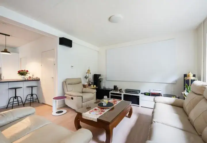 Tussenwoning te koop: Tulpentuin 347, Essesteijn / Tuinen Voorburg
