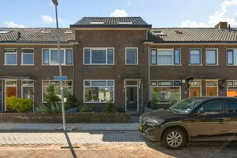 Tussenwoning te koop: Tulpstraat 9, Bloemen- en Bomenkwartier Woerden