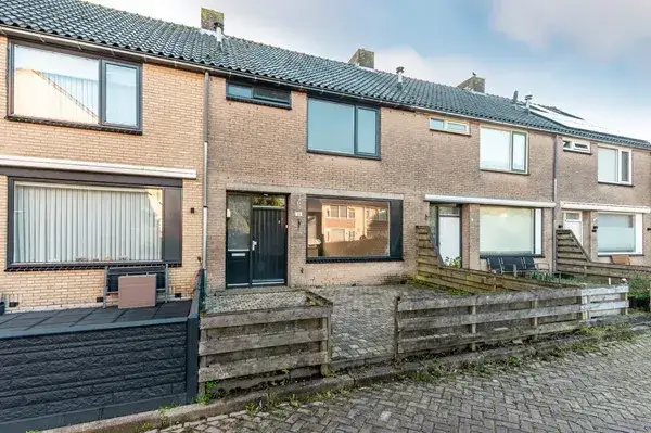 Tussenwoning te koop: Tureluurstraat 26, Oude Gouw Enkhuizen