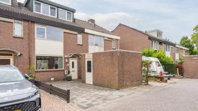 Tussenwoning te koop: Turfakker 12, Westerkoog Midden Koog Aan De Zaan