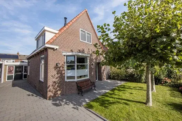 Vrijstaande woning te koop: Turfmarkt 71, Makkum Makkum