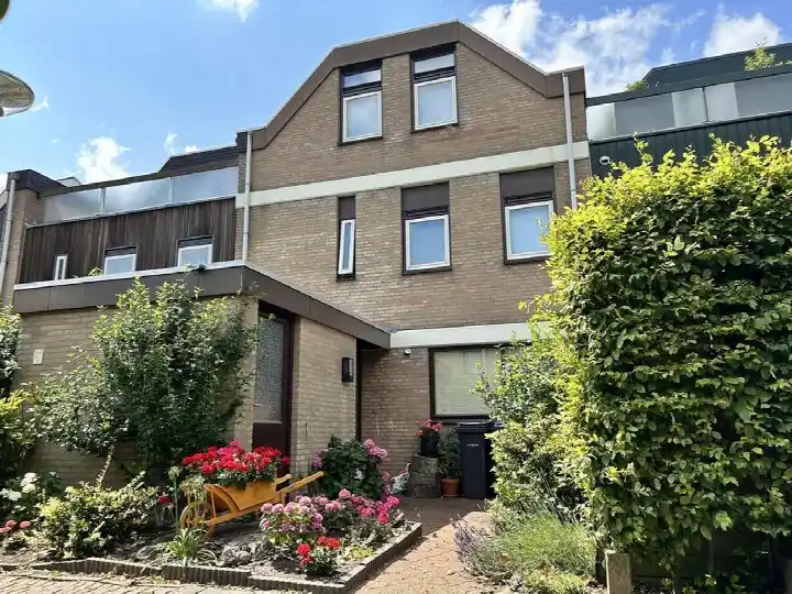 Terraced house for rent: Turfschip 105, Punterbuurt Amstelveen