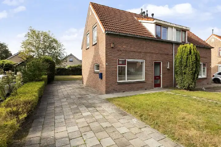 Twee-onder-één-kap te koop: Tuskenwegen 32, Opeinde, onder de Vaart Opeinde