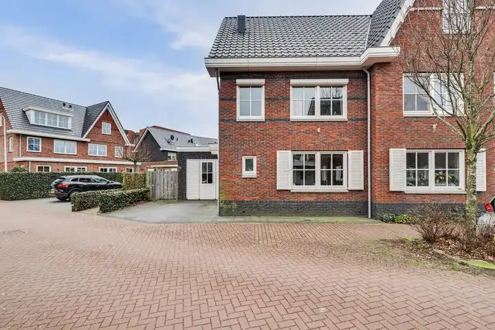 Hoekwoning te koop: Tusschen beide Wegen 3, Rijnsburg-Noord Rijnsburg